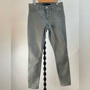 Green Women's Skinny Jeans - Gray